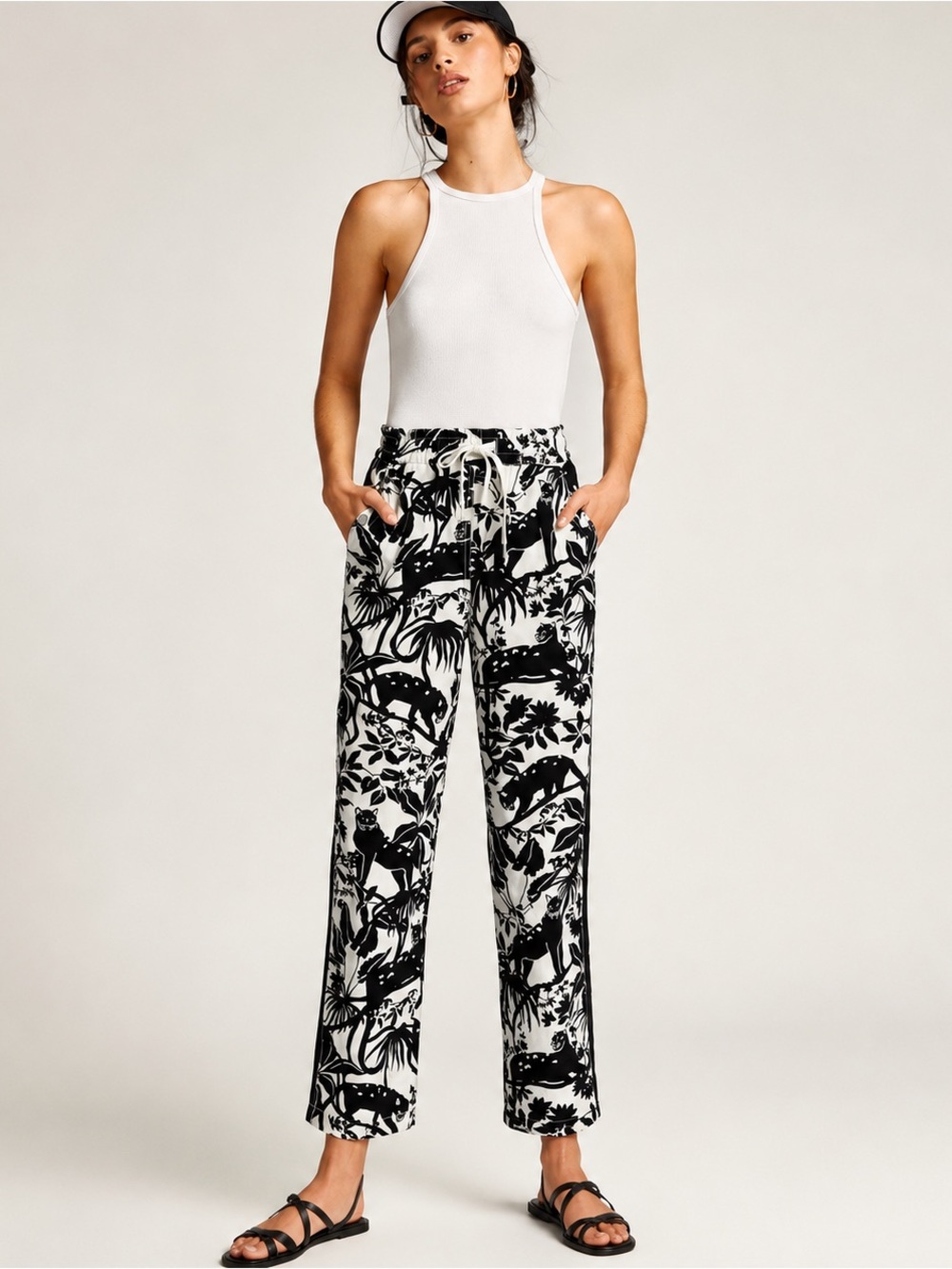 Anthropologie Maeve Big Cat Jungle Print Pants Relaxed Fit Black White Cotton M